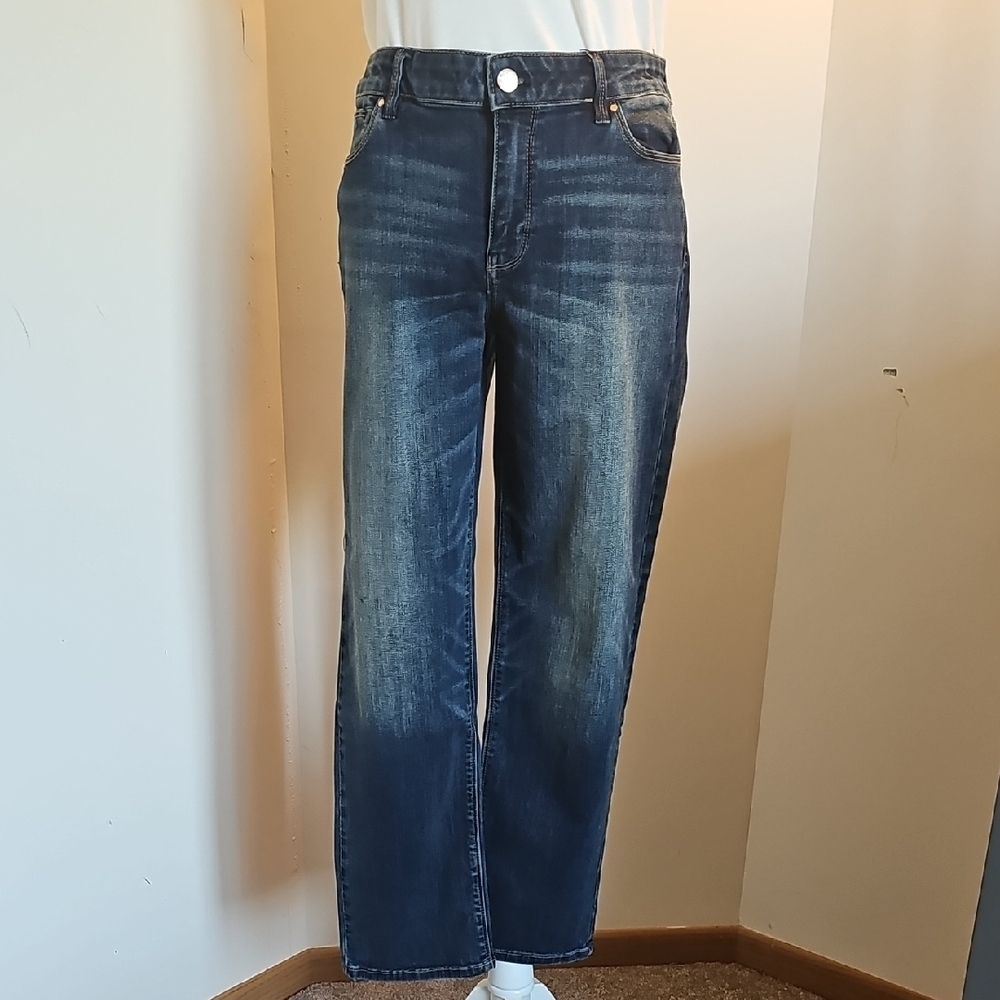 White House Black Market Dark Wash Denim Jeans